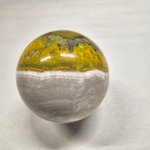 Load image into Gallery viewer, Bumblebee Jasper