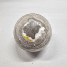 Load image into Gallery viewer, Bumblebee Jasper