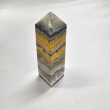 Load image into Gallery viewer, Bumblebee Jasper