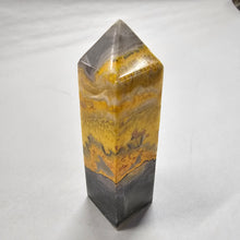 Load image into Gallery viewer, Bumblebee Jasper
