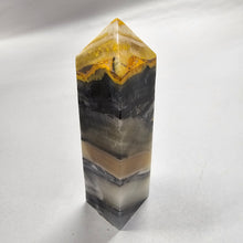 Load image into Gallery viewer, Bumblebee Jasper