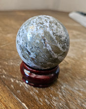 Load image into Gallery viewer, Pyrite & quartz