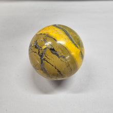 Load image into Gallery viewer, Bumblebee Jasper
