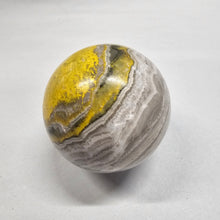 Load image into Gallery viewer, Bumblebee Jasper
