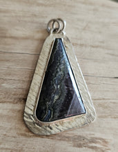 Load image into Gallery viewer, Moss Agate
