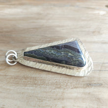 Load image into Gallery viewer, Moss Agate
