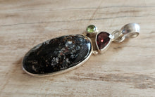 Load image into Gallery viewer, Garnet &amp; Peridot
