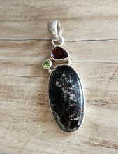 Load image into Gallery viewer, Garnet &amp; Peridot
