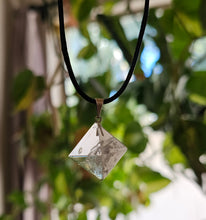 Load image into Gallery viewer, Quartz from Brazil
