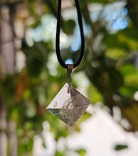 Load image into Gallery viewer, Quartz from Brazil
