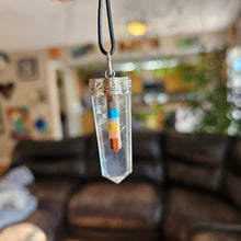 Load image into Gallery viewer, Quartz w/ Chakra
