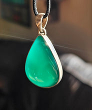 Load image into Gallery viewer, Chrysoprase w/ .925 sterling silver
