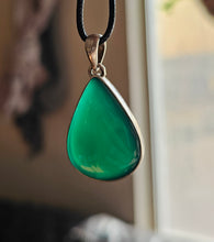 Load image into Gallery viewer, Chrysoprase w/ .925 sterling silver
